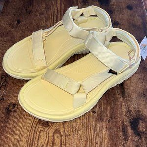 Teva Hurricane XLT2 light yellow